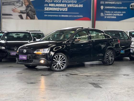 VOLKSWAGEN JETTA 2.0 TSI HIGHLINE 200CV GASOLINA 4P TIPTRONIC
